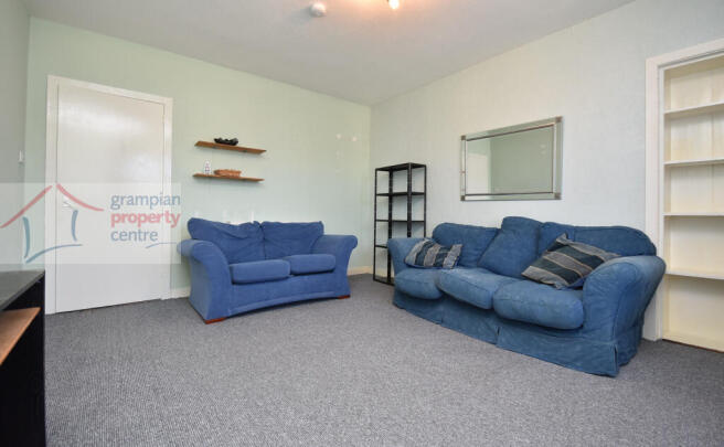 lounge 2 .JPG