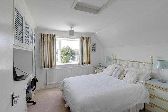First floor bed 2