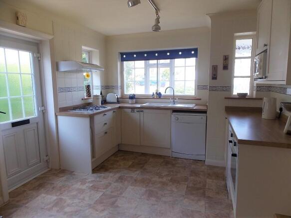 Kitchen/dining