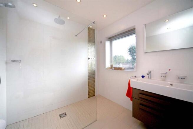 Nettlebed: Bathroom
