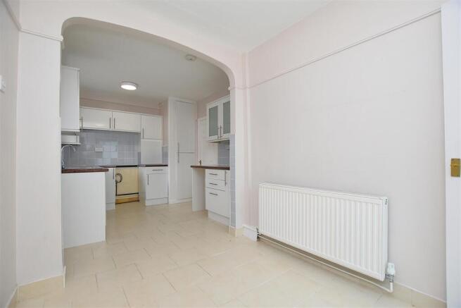 Edinburgh Road, Wrexham photo 5
