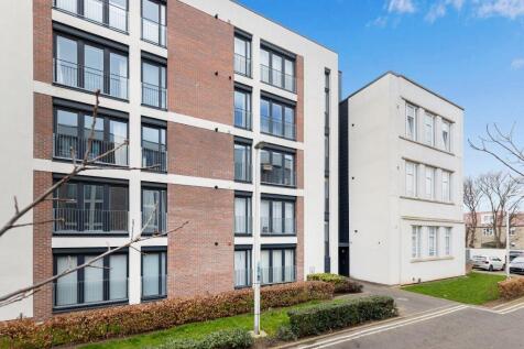 3/13 Arneil Place, Crewe, Edinburgh, EH5 2GU