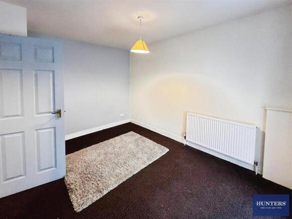 2 bed Apartment for sale Image 9