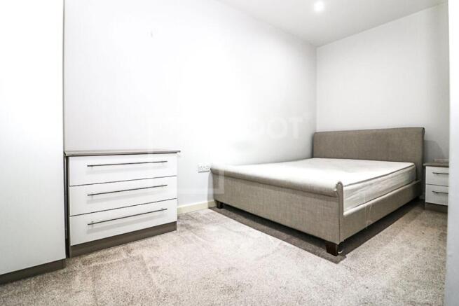 1 bed Apartment to rent Image 5