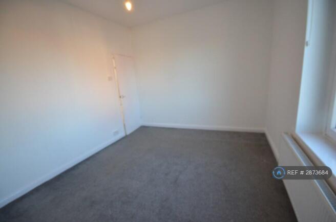 2 bed End of Terrace to rent Image 6