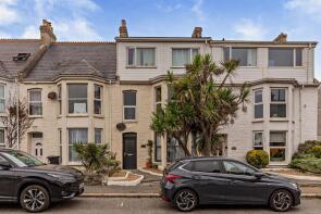 2, Sunset Apartments, Tower Road, Newquay TR7 1FF