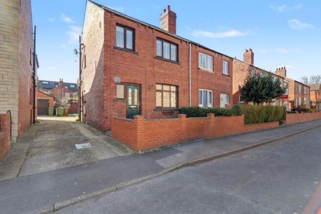 1- Rob Hammond EweMove Pontefract