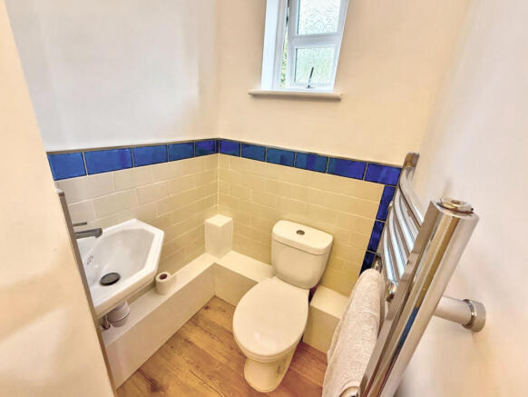 4 bed Terraced for sale Image 8