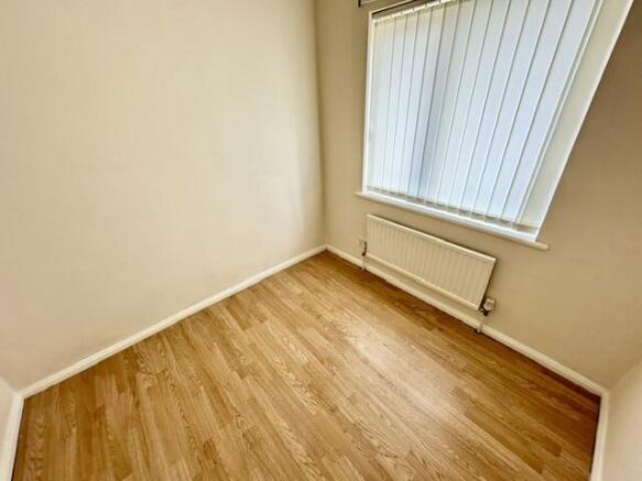 3 bed House to rent Image 7