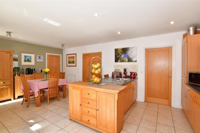Kitchen/Breakfast Room