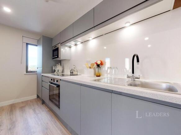 2 bed Flat to rent Image 8