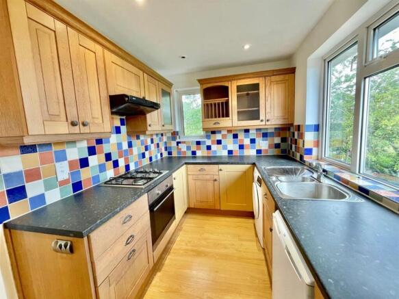 12a The Walk Kitchen 2.jpg