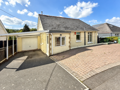 Radford Park Road, Plymstock, Plymouth