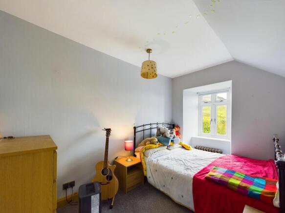 2nd Bedroom