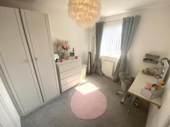 3 bed Semi-Detached for sale Image 12
