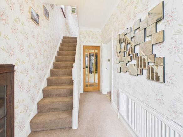 3 bed Semi-Detached for sale Image 7