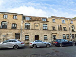 Flat 17, Caxton Court, Grove Street, Bathwick, Bath BA2 6PN