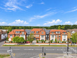 Flat 22, Samuel House, Westpole Avenue, Enfield EN4 0FP