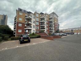 12, Omega Court, The Gateway, Watford WD18 7HG