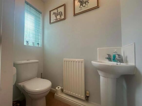 2 bed Semi-Detached for sale Image 6