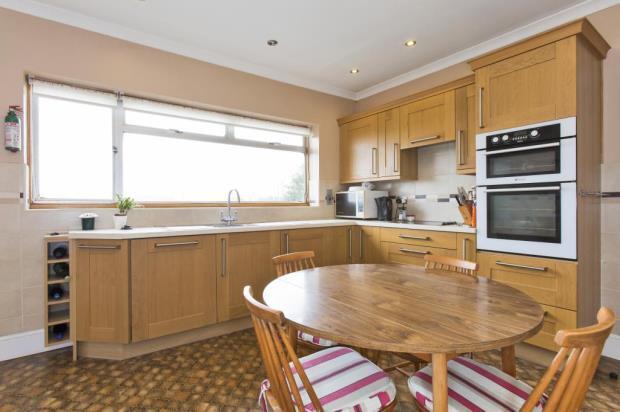 Fitted Kitchen