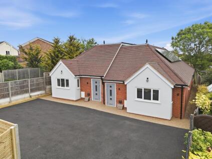 Peachtree Close, Hainault, IG7
