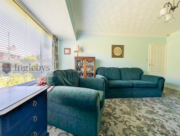 2 bed Semi-Detached Bungalow for sale Image 7