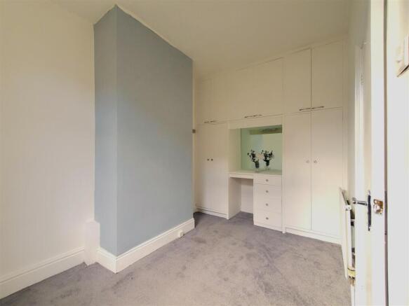 3 bed Terraced for sale Image 5