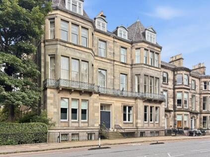 2B, 32 Palmerston Place, West End, Edinburgh, EH12