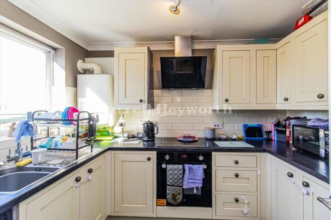Kitchen T202301091057.jpg