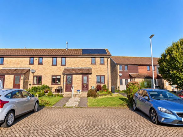 1-bed terraced on Trencreek Close, St. Erme, £189,950