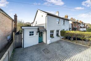 28, Chobham Road, Knaphill, Woking GU21 2SX