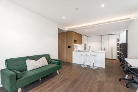 CASSON SQUARE,
Borough, SE1