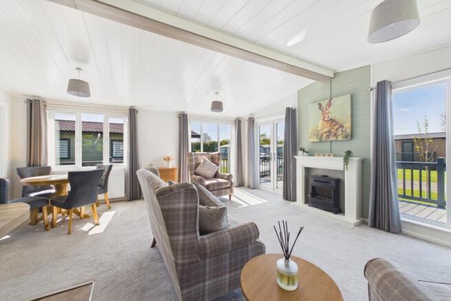 2 bed Bungalow for sale Image 12