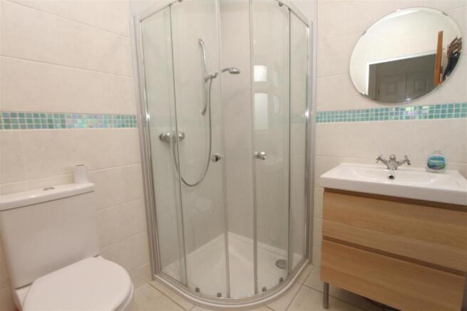 Shower Room.JPG