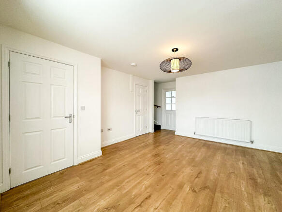 Living Room (3)