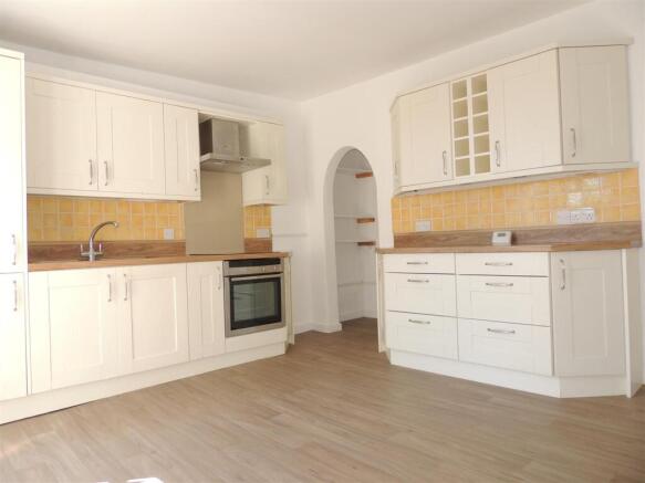 Kitchen / Dining Room