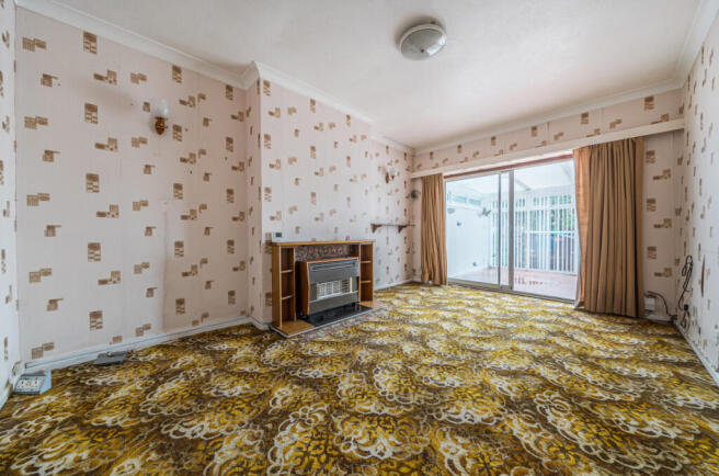 1372306-12-68fa05...