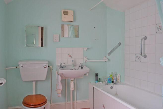 Photo 10