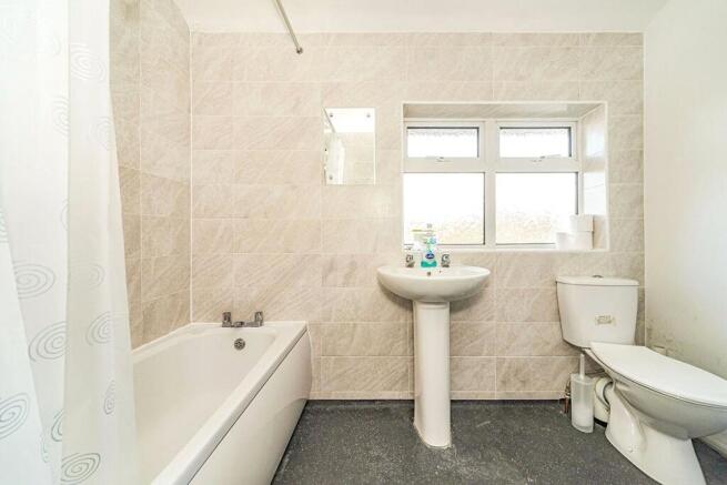 En-suite Bathroom