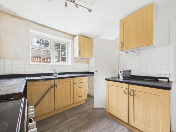 Furzedown, Lttlehampton, BN17 photo 4