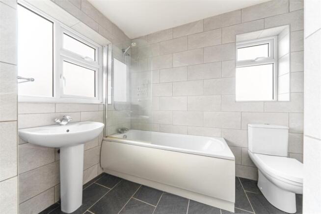 3 bed Semi-Detached for sale Image 12