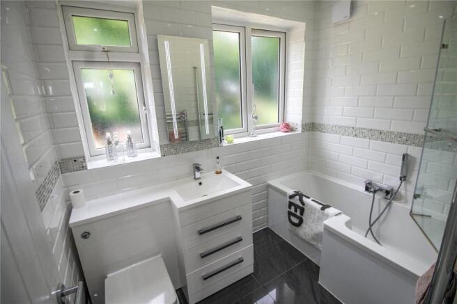 First Floor Bathroom