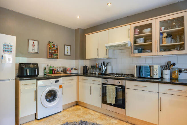 2 bed Terraced for sale Image 9