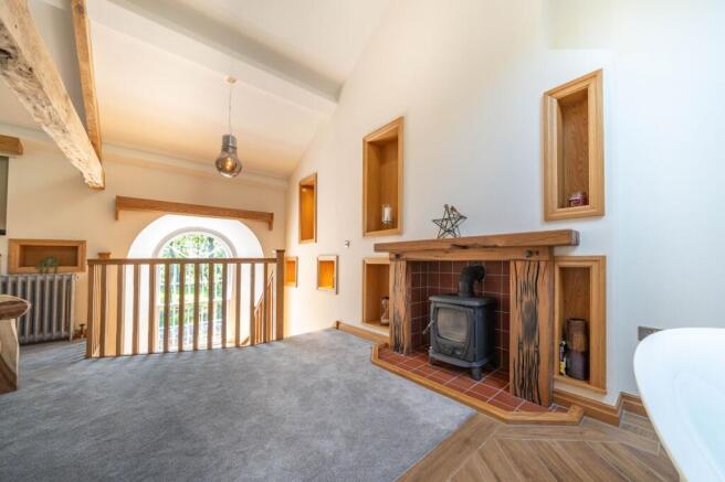 1 bed Detached for sale Image 8