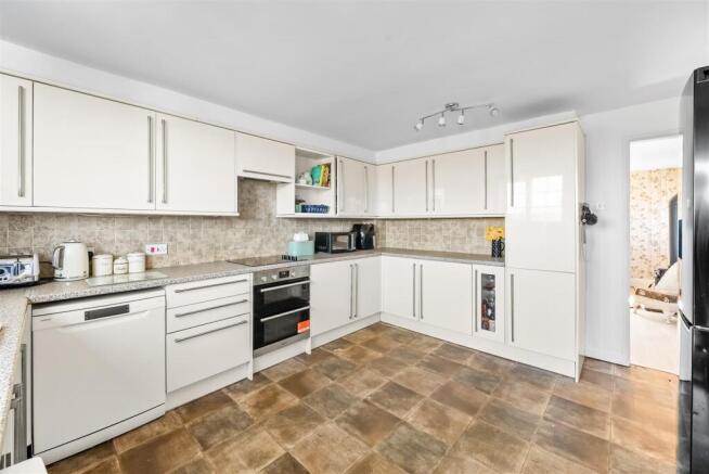 3 bed End of Terrace for sale Image 10