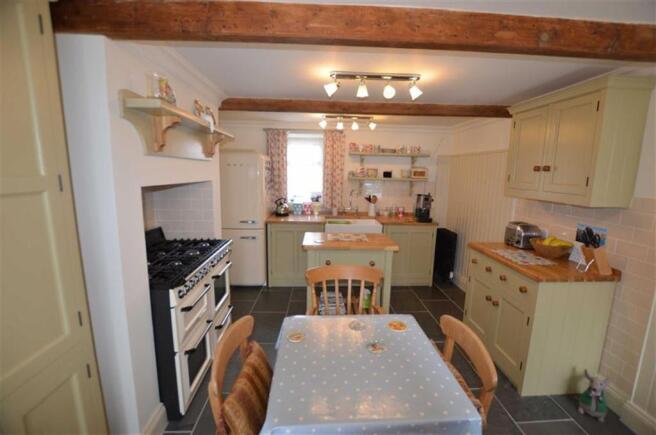 Dining kitchen