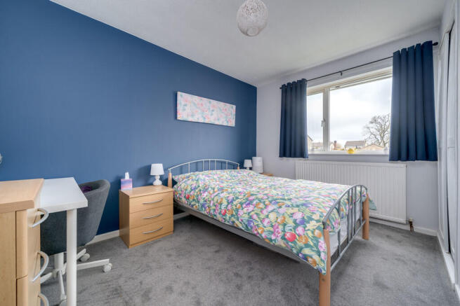 4 bed Detached for sale Image 12