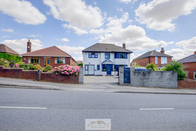 5 bed Detached for sale in sheffield
