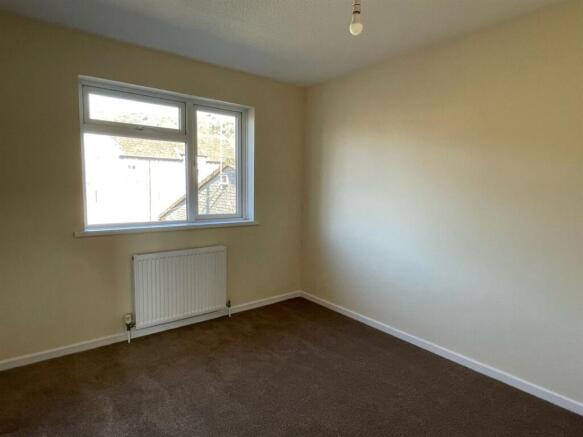 Bedroom;;.jpg